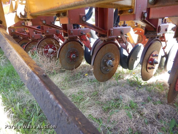 image for item FI9081 HayBuster 107  twin row grain drill