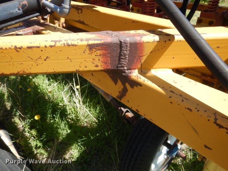 image for item FI9081 HayBuster 107  twin row grain drill