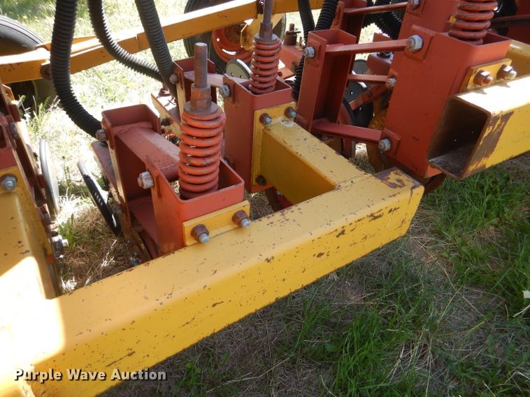 image for item FI9081 HayBuster 107  twin row grain drill