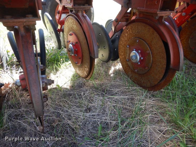 image for item FI9081 HayBuster 107  twin row grain drill