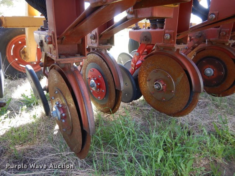 image for item FI9081 HayBuster 107  twin row grain drill