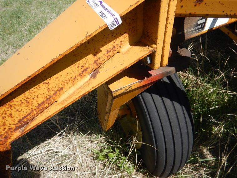 image for item FI9081 HayBuster 107  twin row grain drill