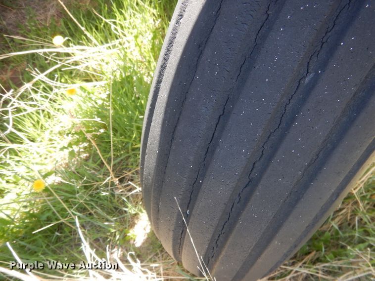 image for item FI9081 HayBuster 107  twin row grain drill