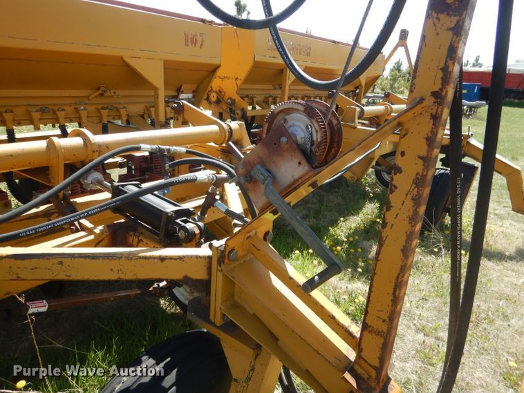 image for item FI9081 HayBuster 107  twin row grain drill