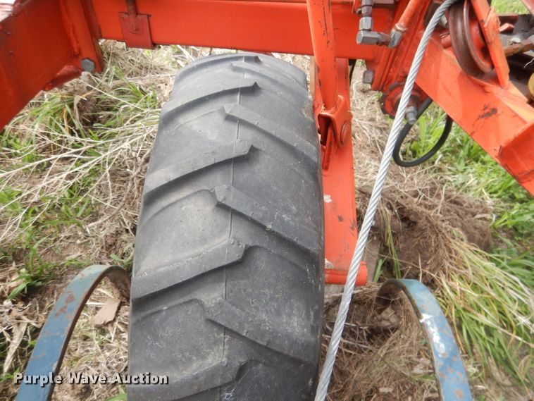 image for item FI9086 Morris 3336  rod weeder