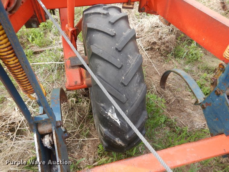 image for item FI9086 Morris 3336  rod weeder