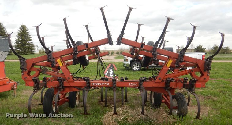 image for item FI9087 Hesston 2240  field cultivator