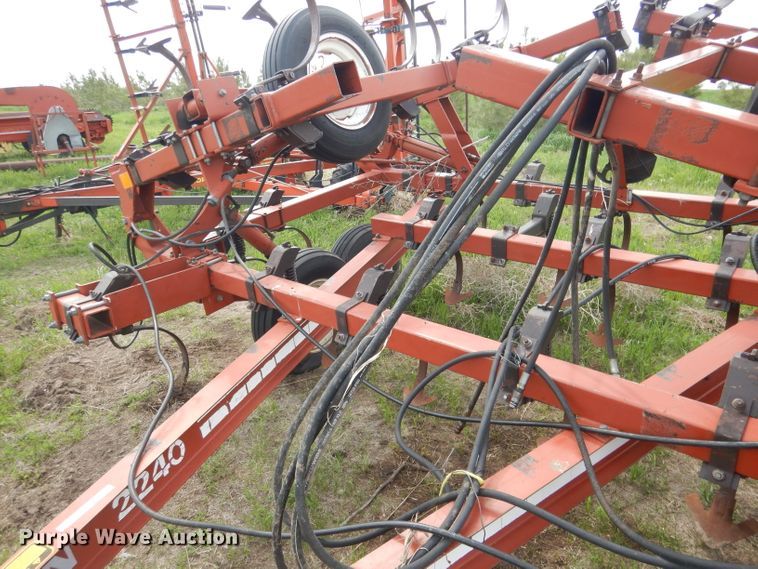 image for item FI9087 Hesston 2240  field cultivator