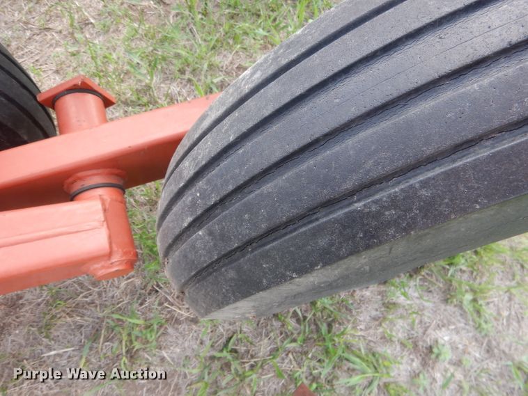 image for item FI9087 Hesston 2240  field cultivator