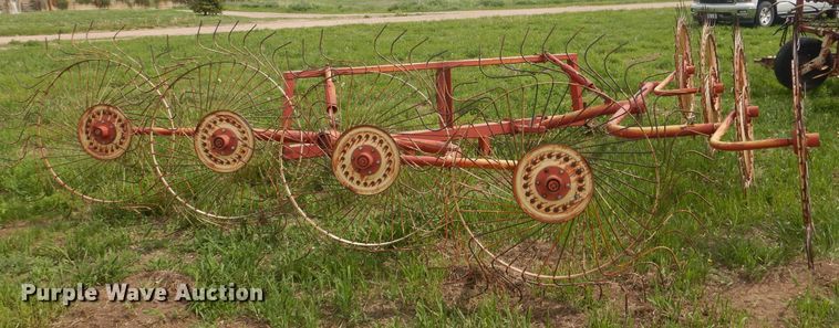 image for item FI9090 Vicon hay rake