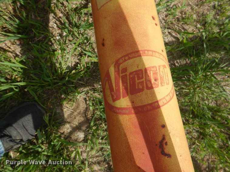 image for item FI9090 Vicon hay rake