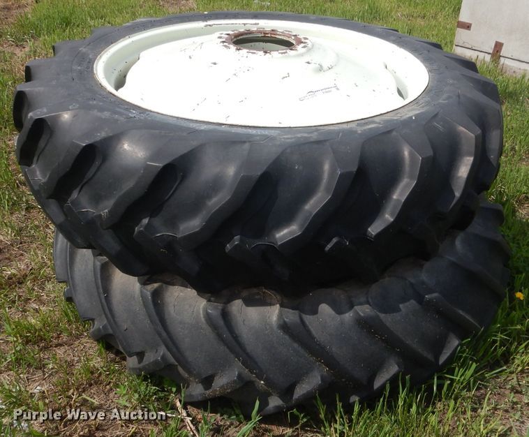 image for item FI9091 (2) 15.5-38 dual tires and wheels