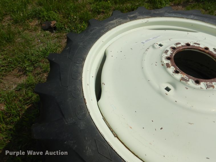 image for item FI9091 (2) 15.5-38 dual tires and wheels