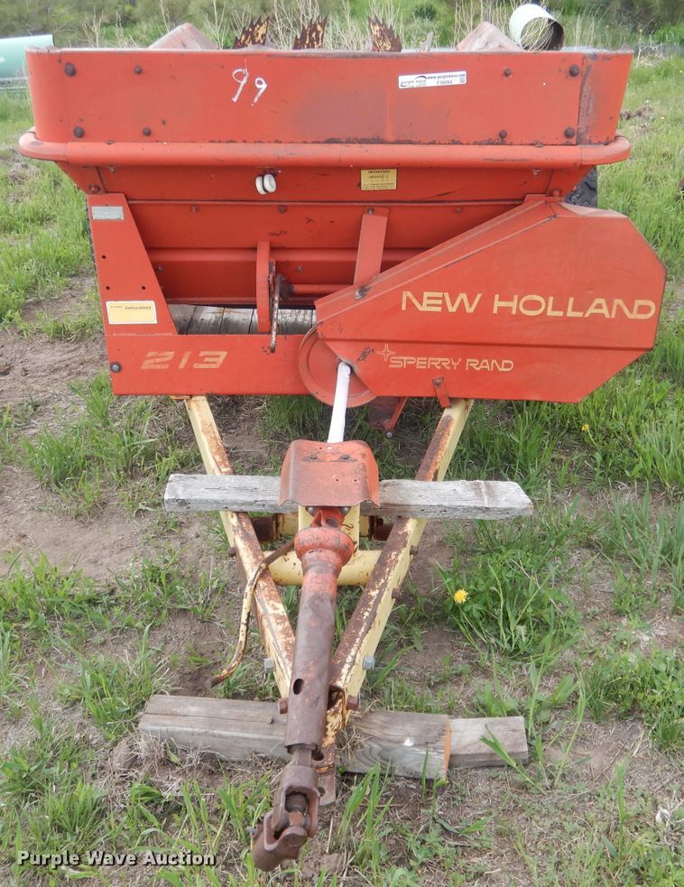 image for item FI9094 New Holland 213  manure spreader