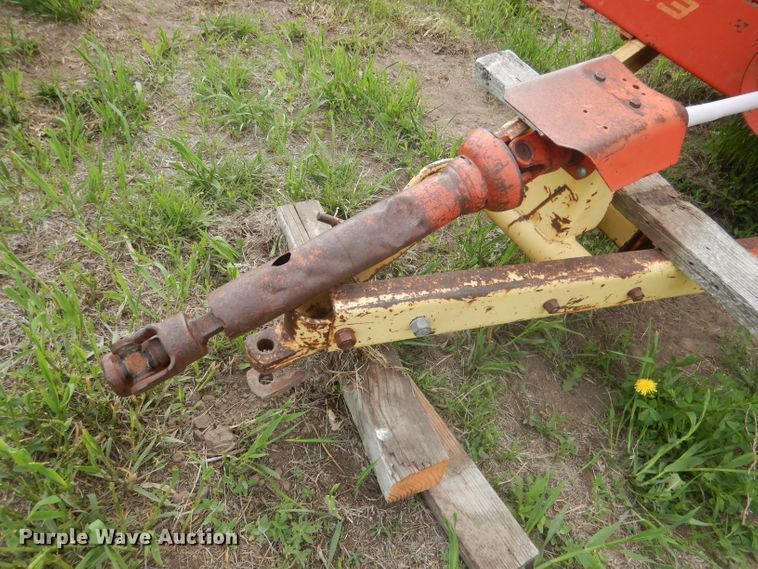 image for item FI9094 New Holland 213  manure spreader