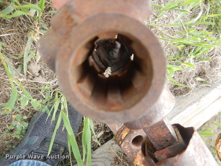 image for item FI9094 New Holland 213  manure spreader