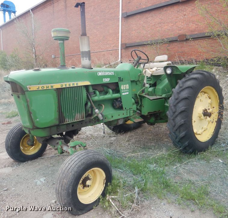 image for item FI9097 John Deere 4010  tractor