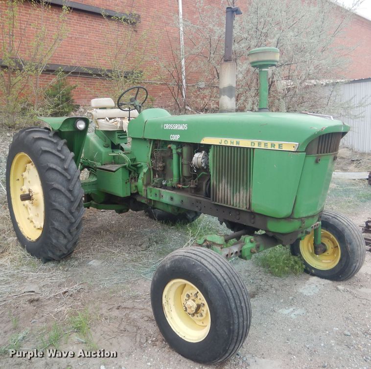 image for item FI9097 John Deere 4010  tractor