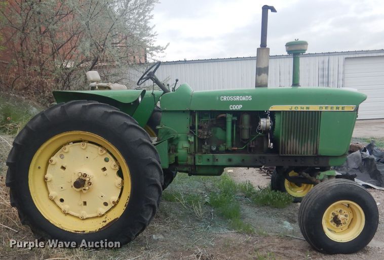 image for item FI9097 John Deere 4010  tractor