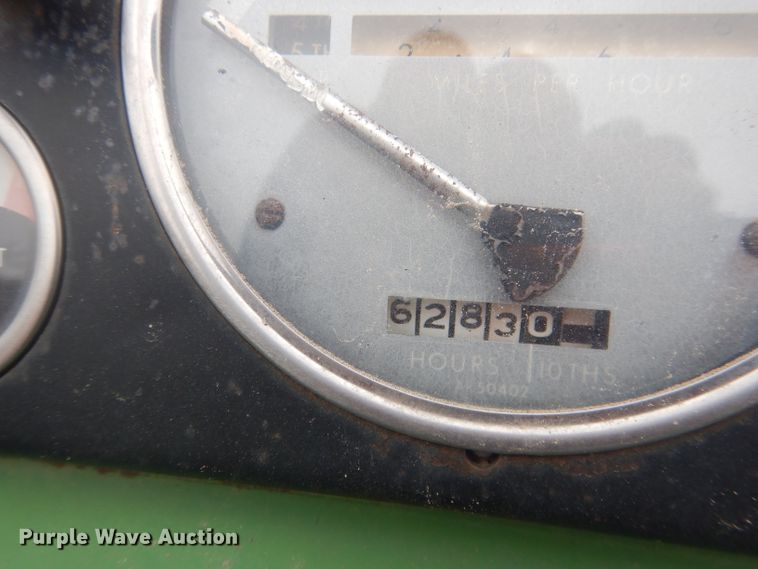 image for item FI9097 John Deere 4010  tractor