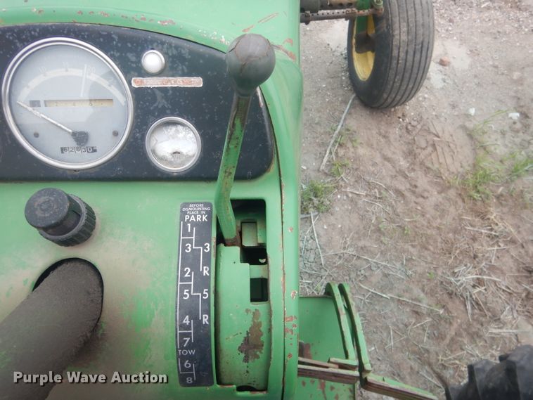 image for item FI9097 John Deere 4010  tractor