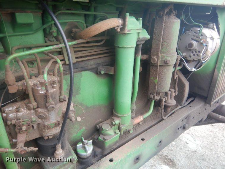 image for item FI9097 John Deere 4010  tractor