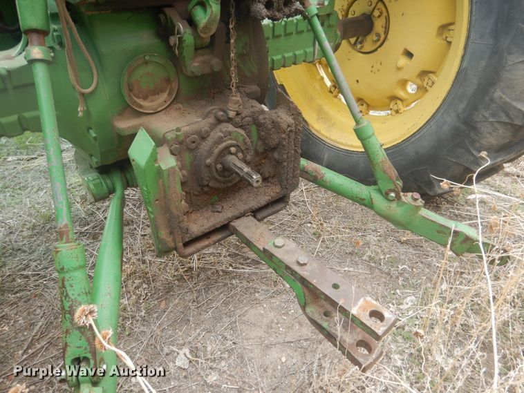 image for item FI9097 John Deere 4010  tractor