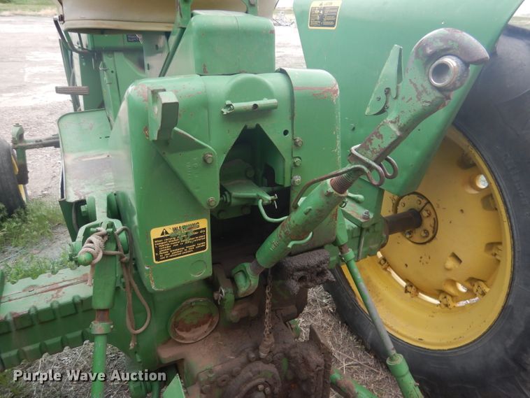 image for item FI9097 John Deere 4010  tractor