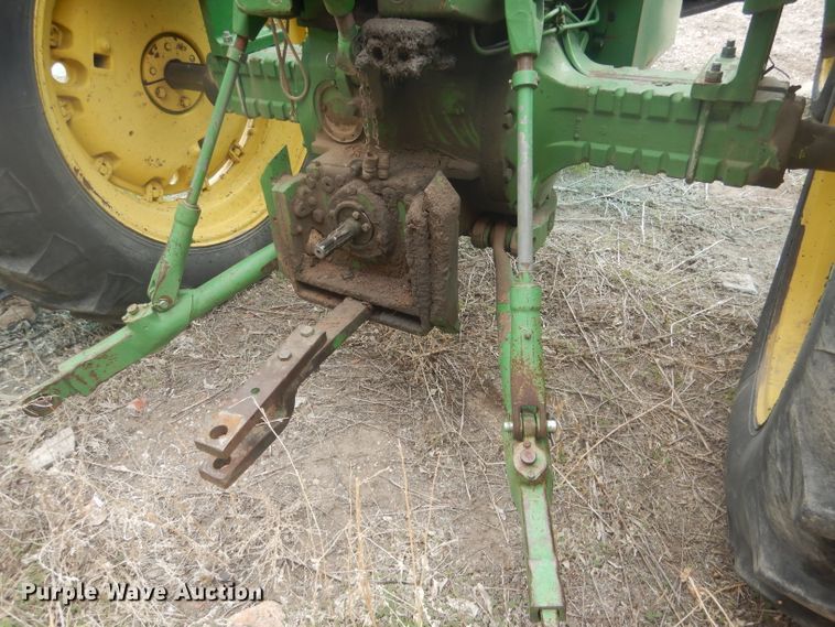 image for item FI9097 John Deere 4010  tractor