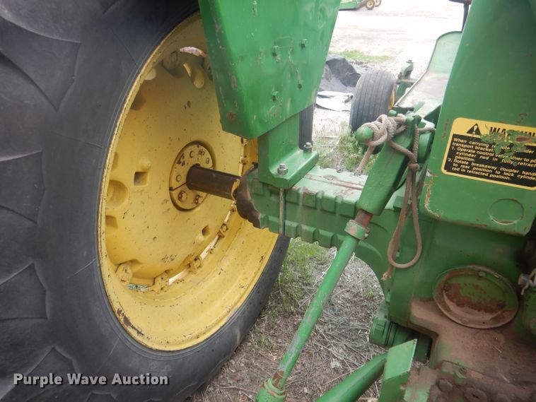 image for item FI9097 John Deere 4010  tractor