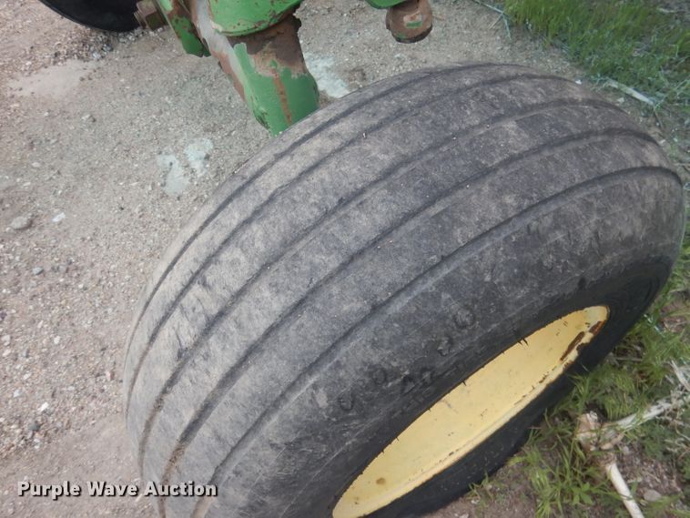 image for item FI9097 John Deere 4010  tractor