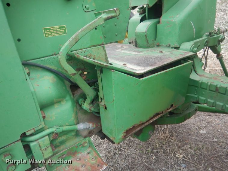 image for item FI9097 John Deere 4010  tractor