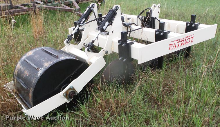 image for item GR9447 Patriot track closer