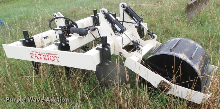 image for item GR9447 Patriot track closer