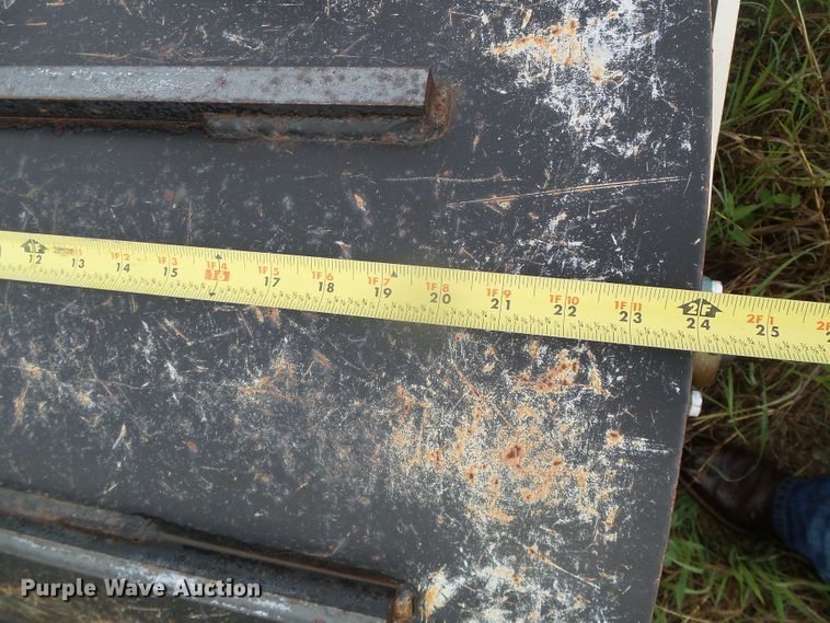 image for item GR9447 Patriot track closer