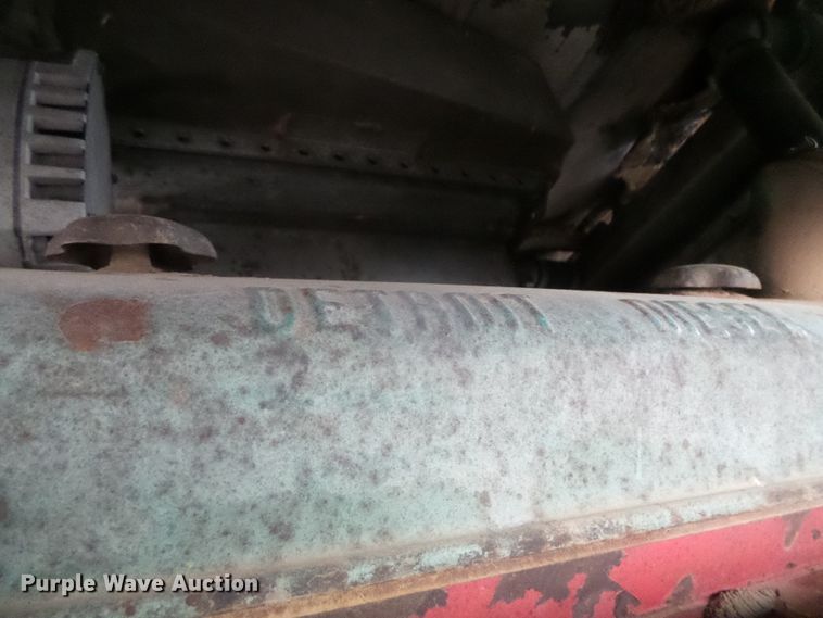 image for item GR9449 1975 White 8664T  grain truck