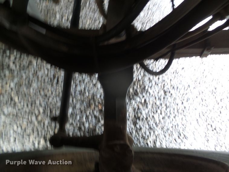 image for item GR9449 1975 White 8664T  grain truck