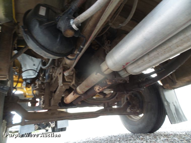 image for item GR9450 1981 Ford  water truck