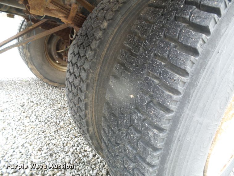 image for item GR9450 1981 Ford  water truck