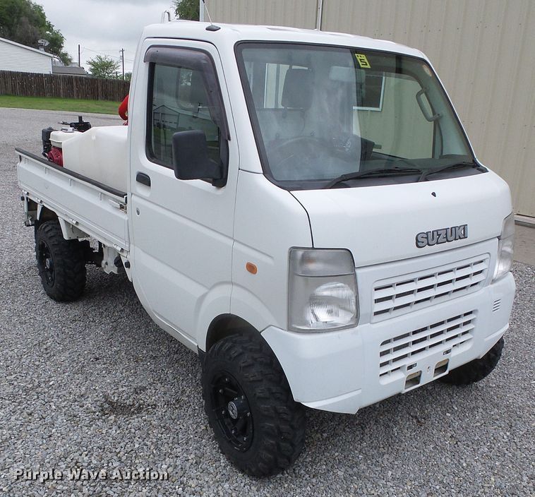 image for item GR9453 2006 Suzuki  mini truck