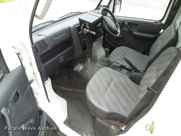 image for item GR9453 2006 Suzuki  mini truck