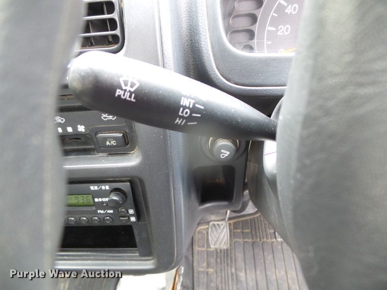 image for item GR9453 2006 Suzuki  mini truck