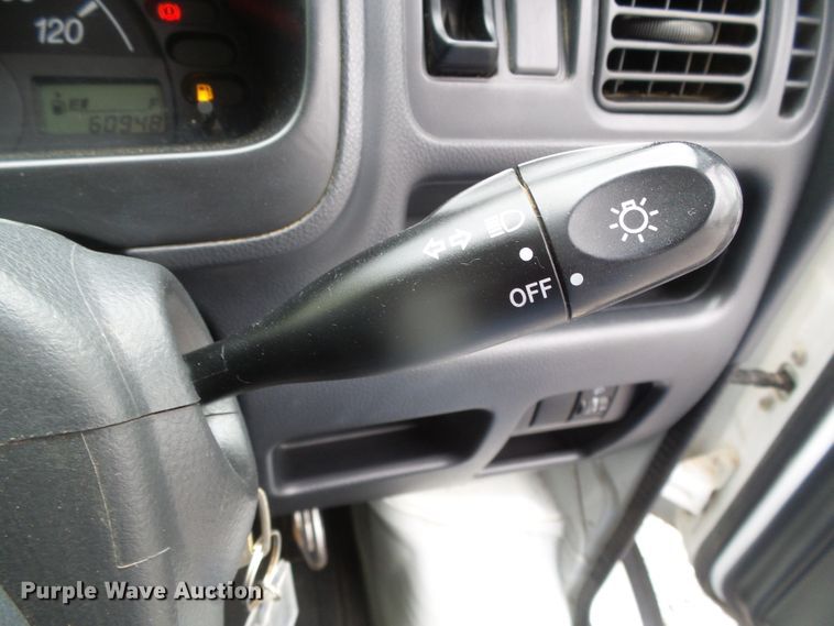 image for item GR9453 2006 Suzuki  mini truck