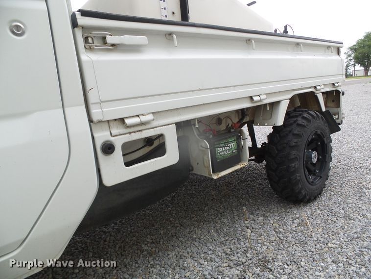 image for item GR9453 2006 Suzuki  mini truck