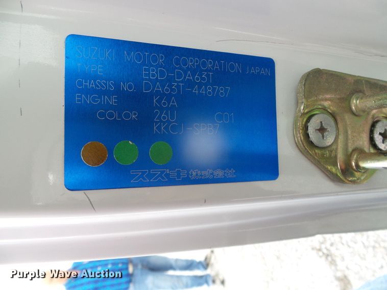 image for item GR9453 2006 Suzuki  mini truck