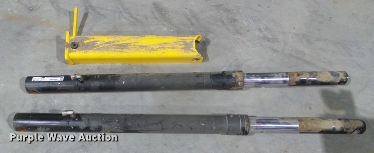 image for item GR9454 Feederhouse cylinders