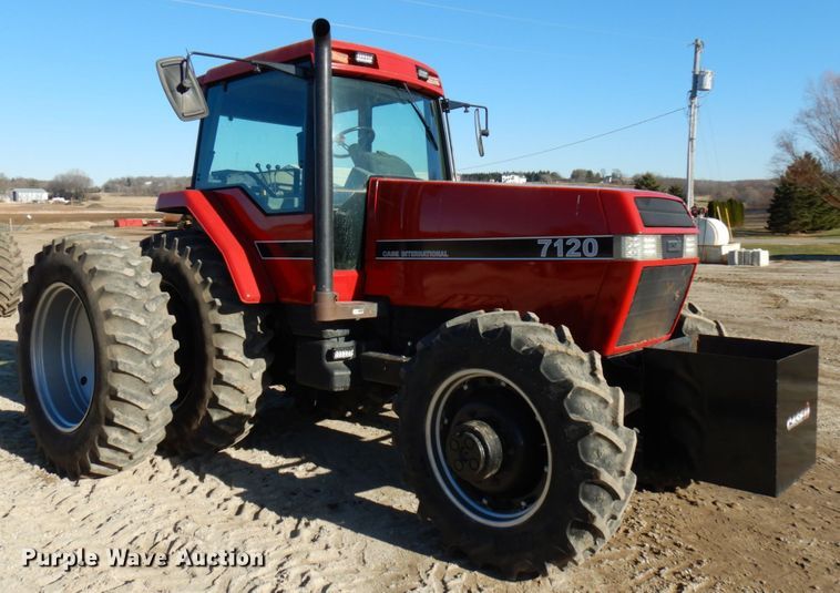 image for item HD9244 1988 Case IH 7120  MFWD tractor