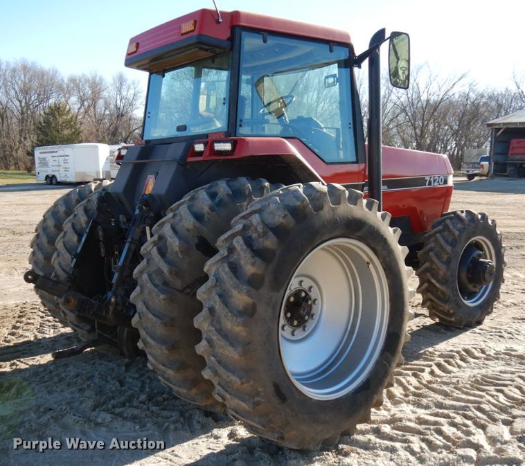 image for item HD9244 1988 Case IH 7120  MFWD tractor