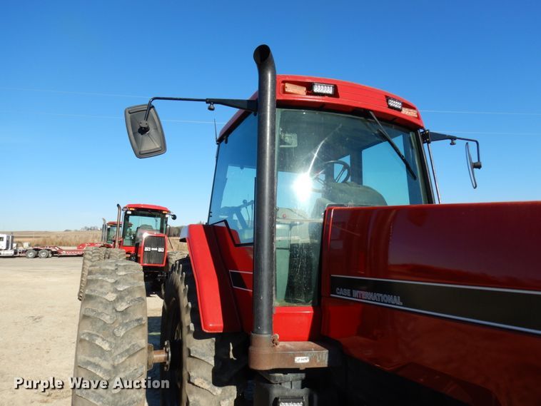 image for item HD9244 1988 Case IH 7120  MFWD tractor