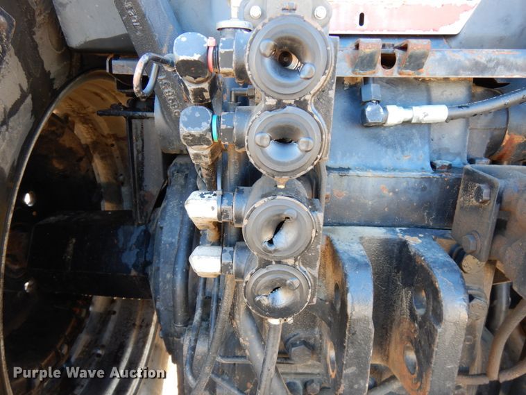 image for item HD9244 1988 Case IH 7120  MFWD tractor